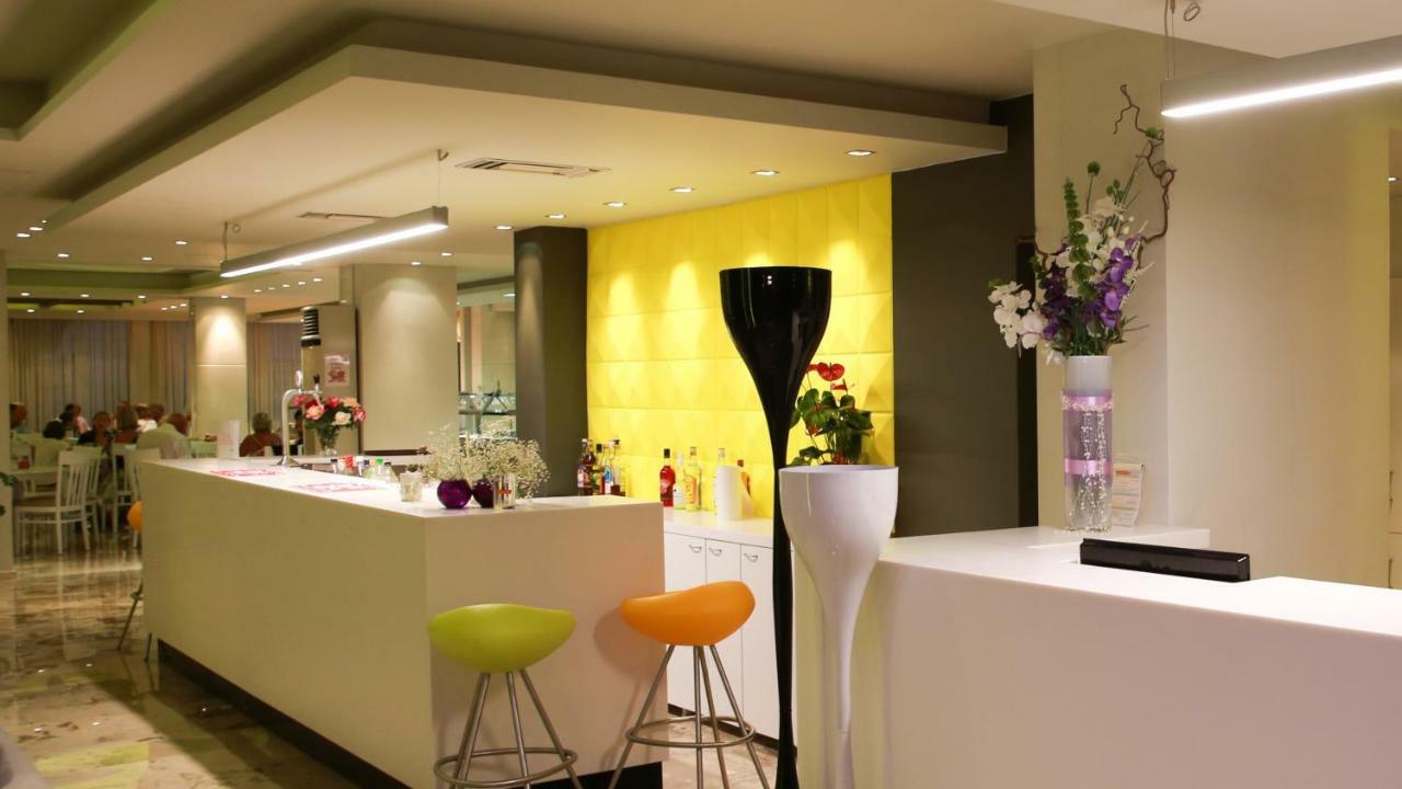 Margarita Hotel Laganas Luaran gambar