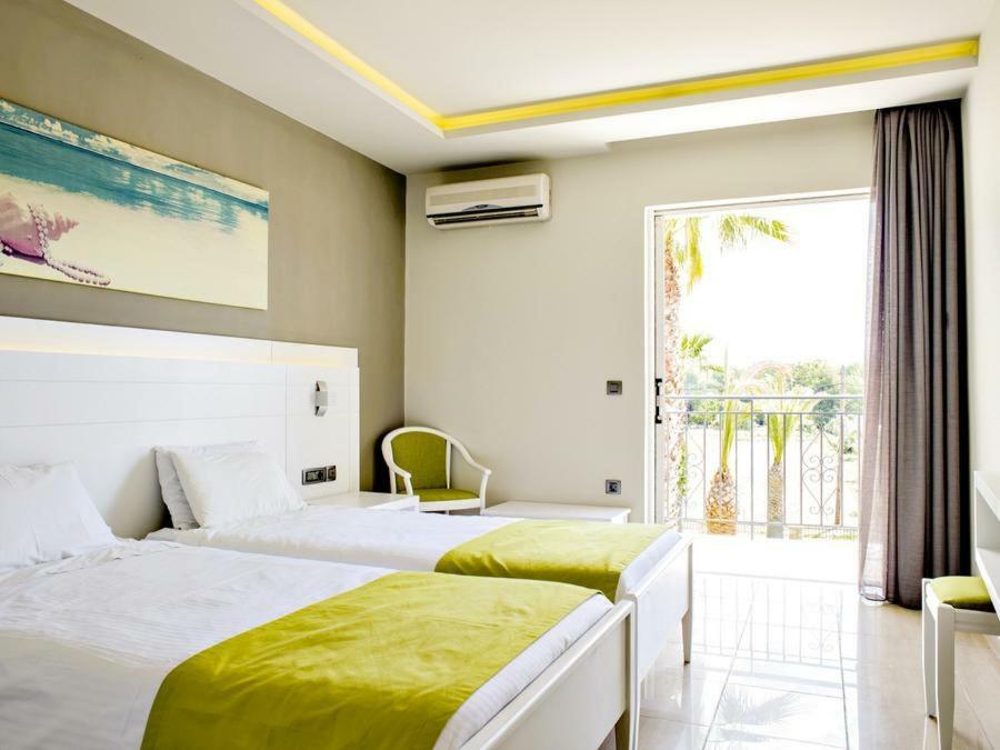 Margarita Hotel Laganas Luaran gambar