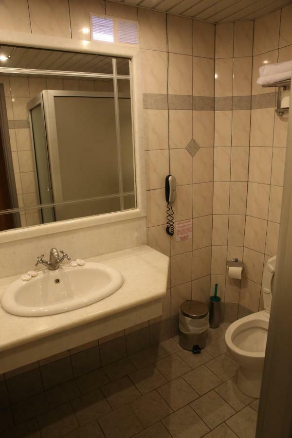 Margarita Hotel Laganas Luaran gambar